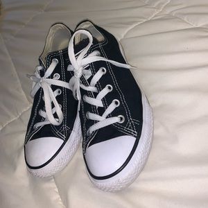 Low Black Converse